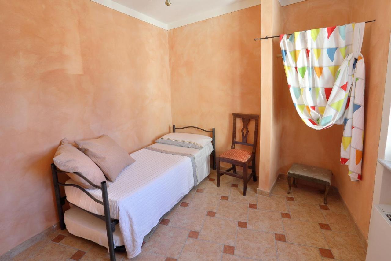 Oasi Castello Di Lerma Nel Monferrato Apartment Luaran gambar